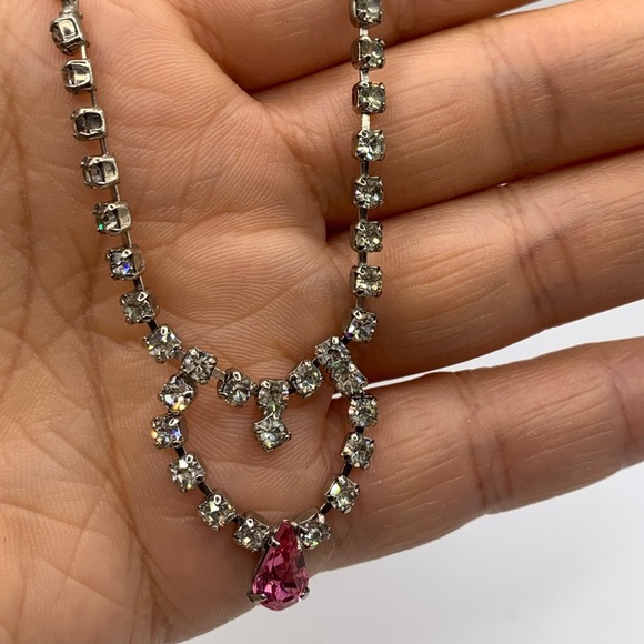 Vintage white and pink rhinestone necklace - Picture 5 of 5